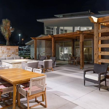 Residence Inn By Marriott Austin Airport Buitenkant foto