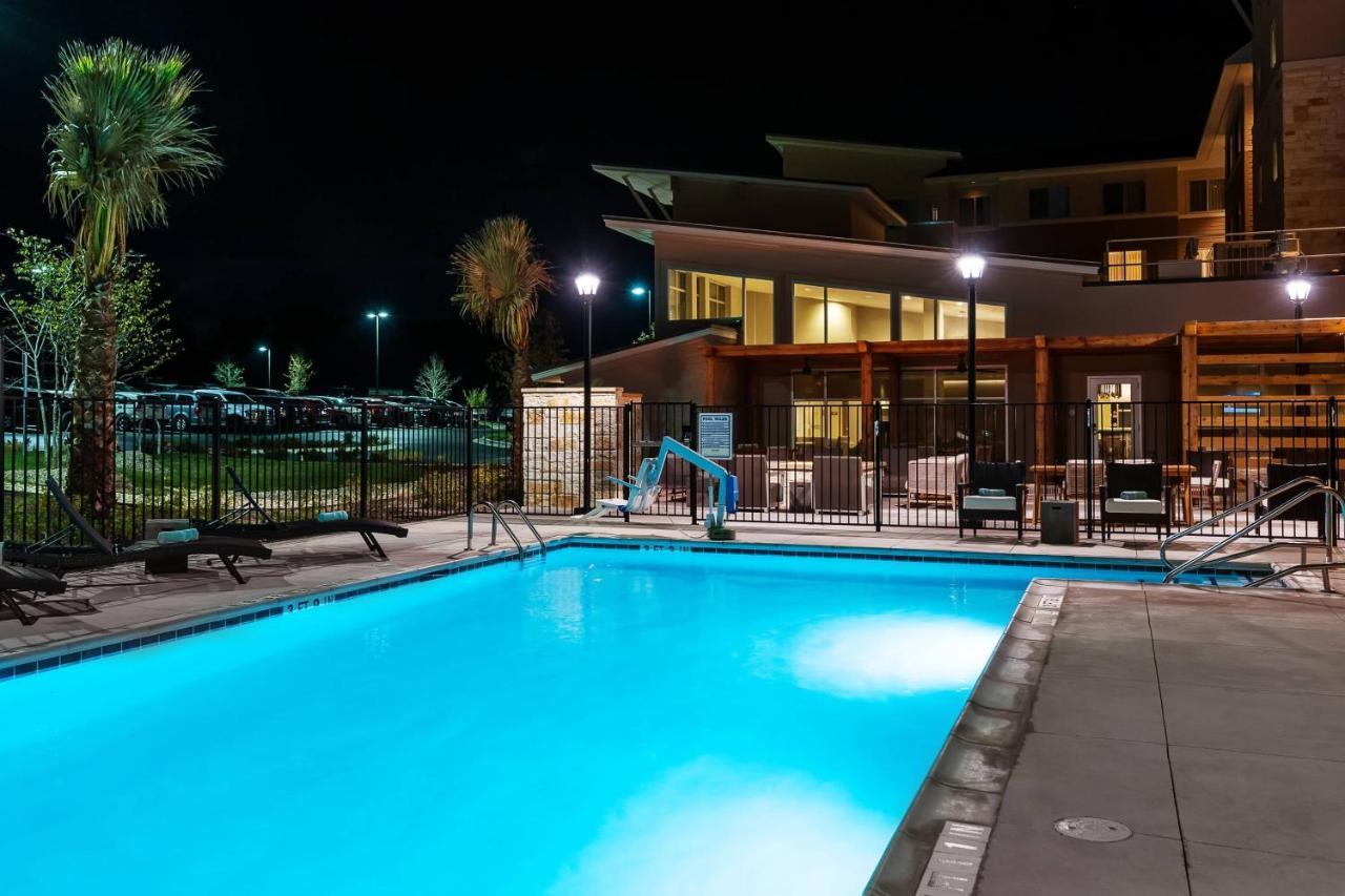 Residence Inn By Marriott Austin Airport Buitenkant foto